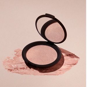 Smashbox X BECCA shimmering highlighter in Rose Quartz, NWT